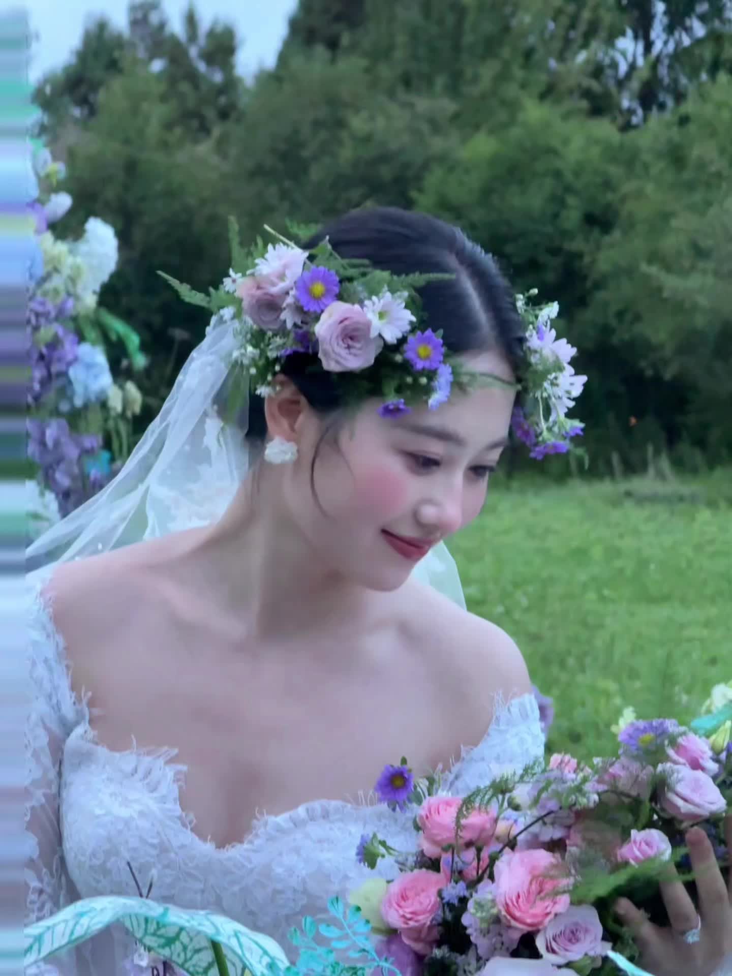 永远爱每个蓬勃又自由的瞬间 ❤️ 被化妆师小姐姐记录的浪漫瞬间 ❤️我...