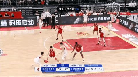 郭艾伦与佩里冲突的始末。                            