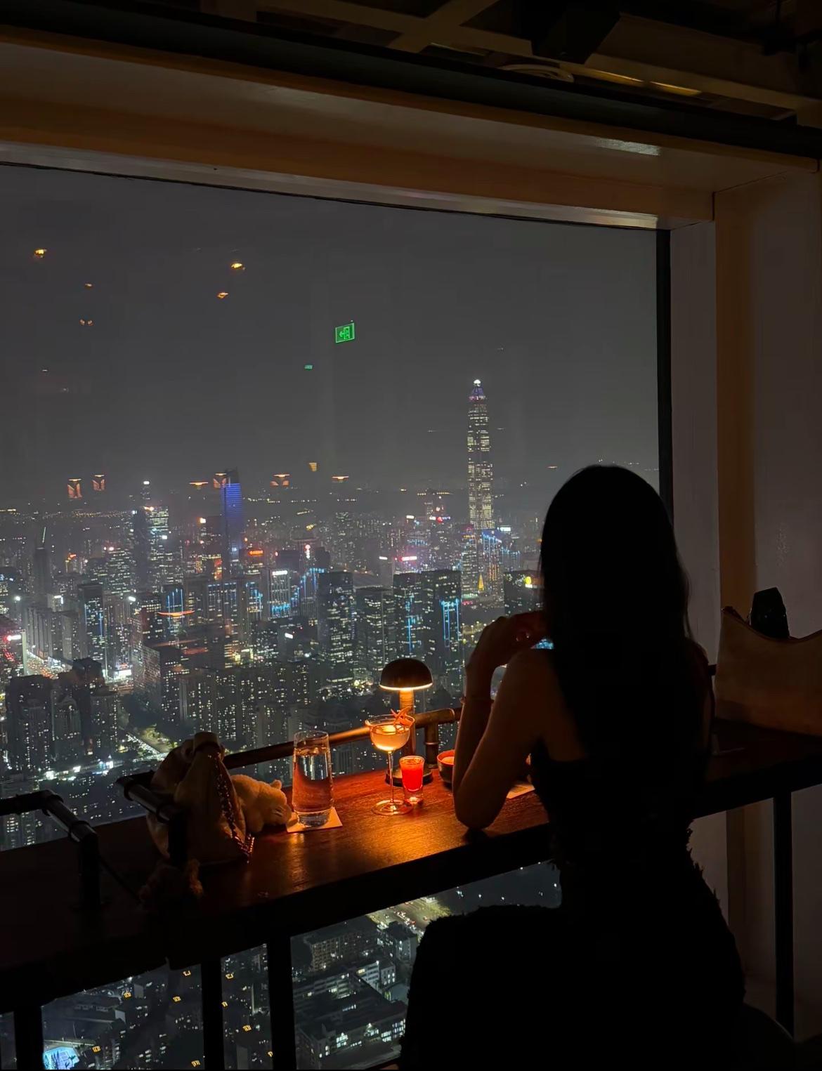 被催婚5年，我终于活成了他们最羡慕的样子
小时候，父母常说：“女生30岁不结婚，