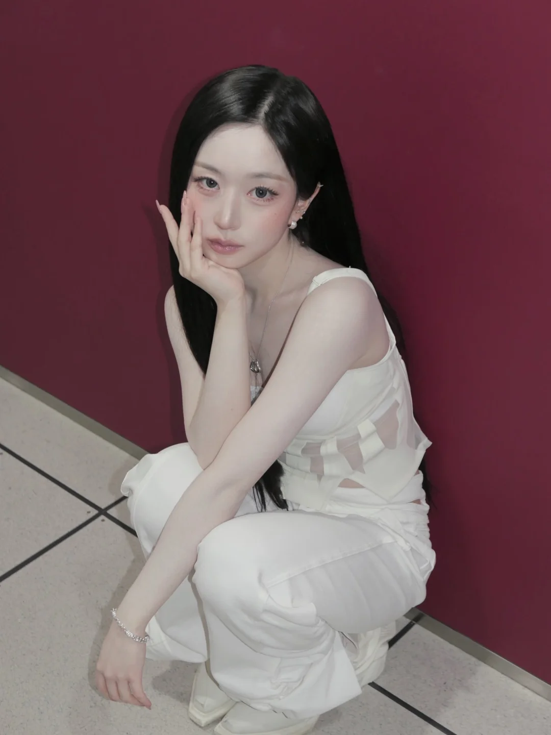 HAEWON | 之前没发现，好像是猫系长相呢