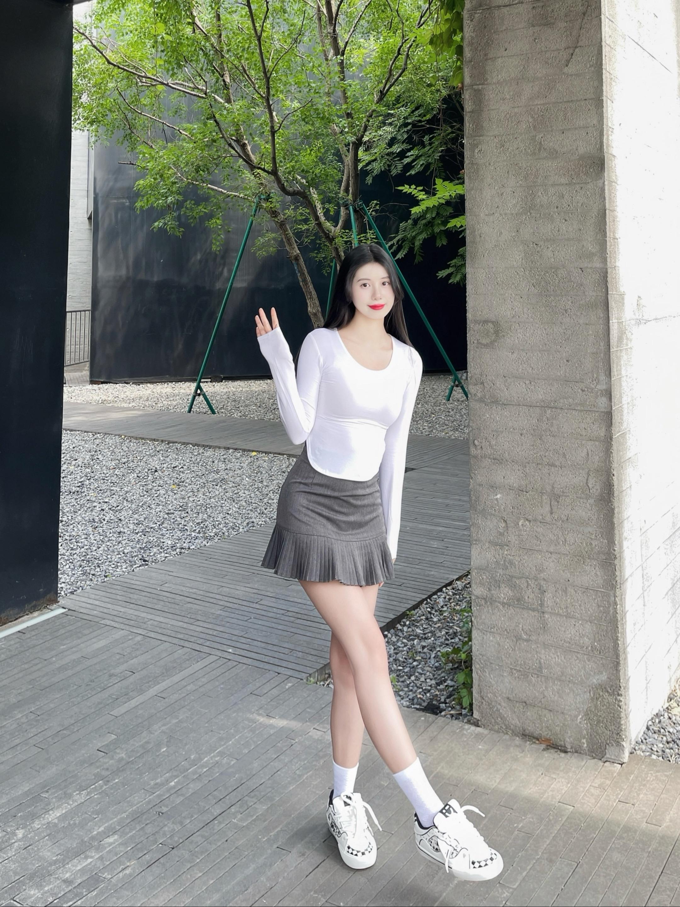 夏天穿什么 运动女孩 氛围感
