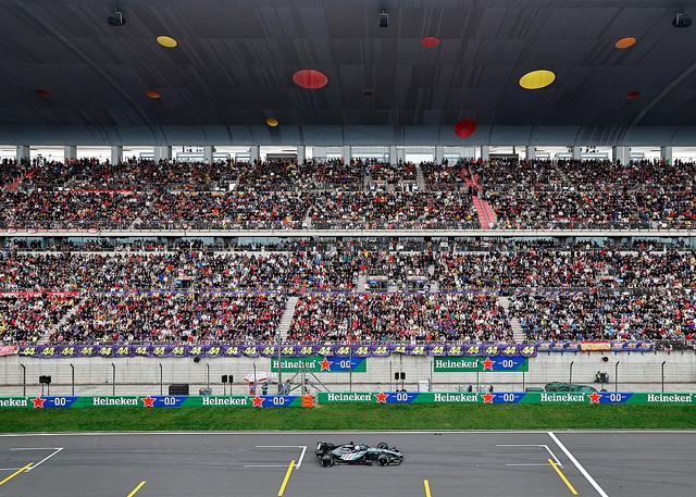 F1和墨西哥的缘分，从1962年就开始了
很多人以为墨西哥站是近几年才回来的分站