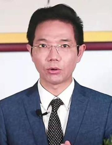 支持李律！
李律终于出手维权，
终于要讨说法了！


李律这回是真生气了。


