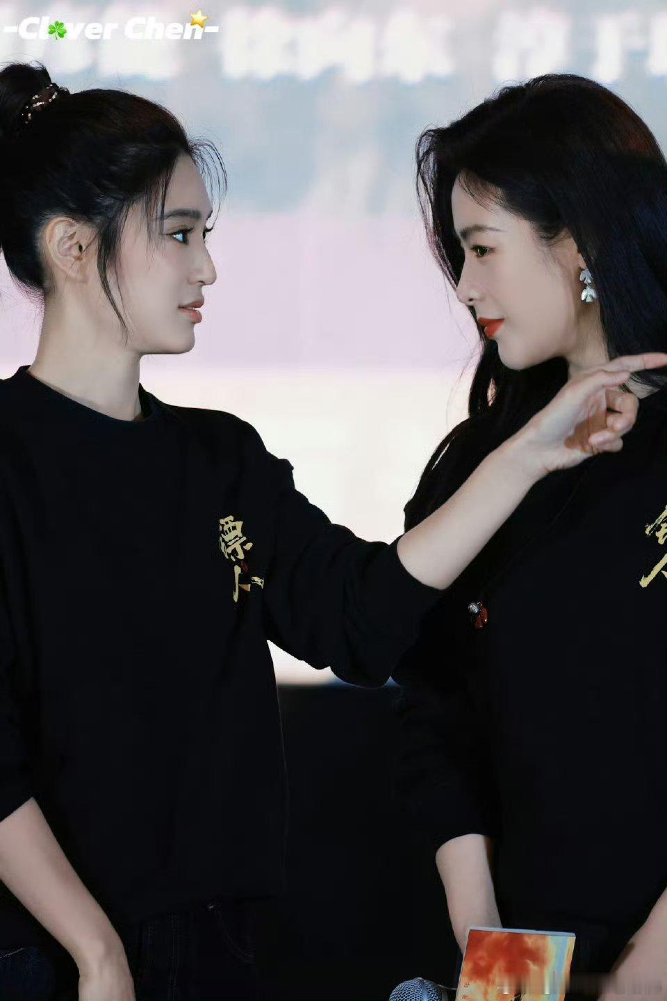 陈丽君说我们阿妮值得被大家看见 阿妮真的是越看越有魅力，低调又努力，不抢不闹却总