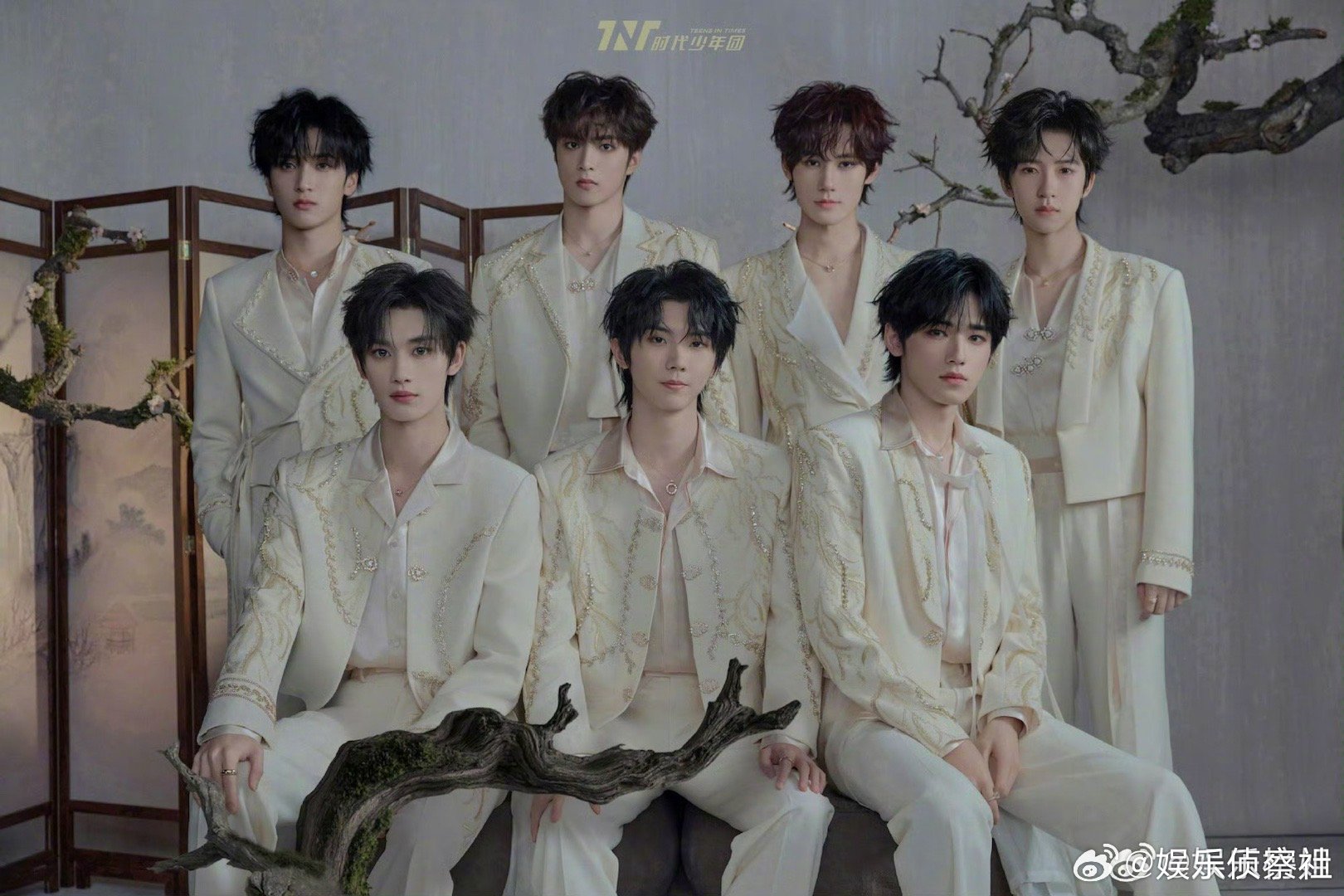 时代少年团七月行程更新啦，弟弟们真的好棒啊，一起走花路！[好爱哦] ​​​