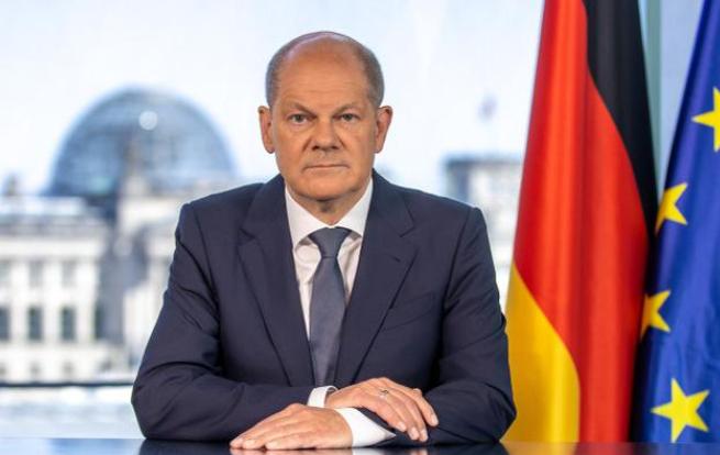 德国总理舒尔茨政府最近的表态其实就代表了很多西方国家的观点：不能因为中国崛起就不