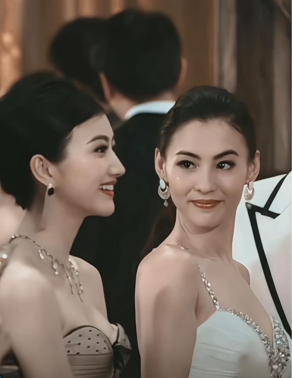 你说张柏芝看景甜这个眼神是欣赏还是羡慕？还有没有其它什么原因？