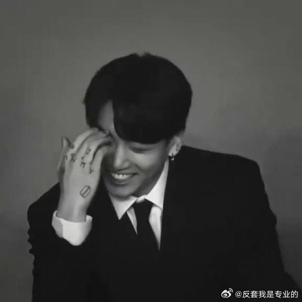 套丑而不自知 这又是哪位手刺花的素人？