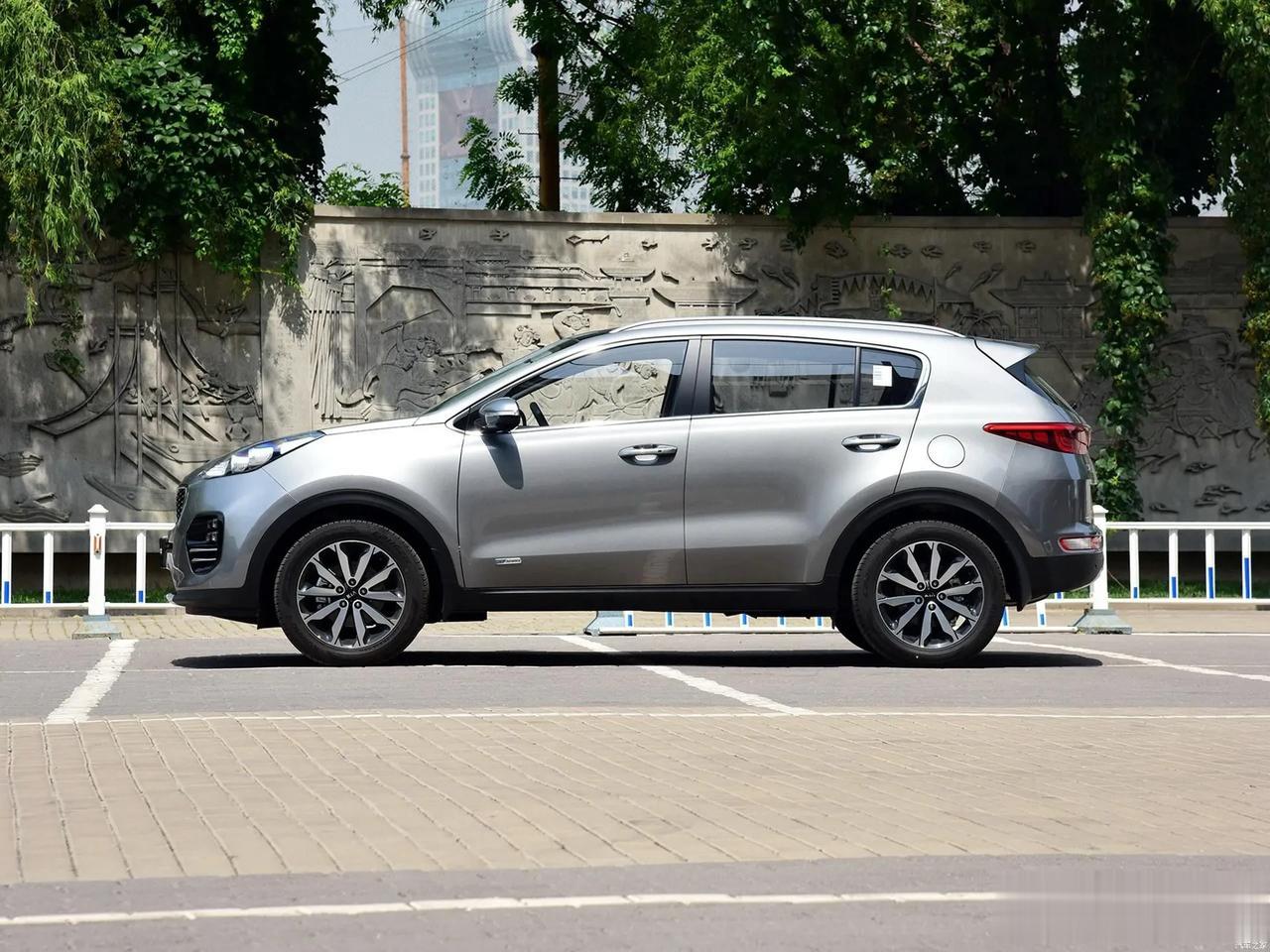 近些年，对于车企来说，是几家欢喜几家愁。合资车中，日系德系，过得很滋润，而法系和