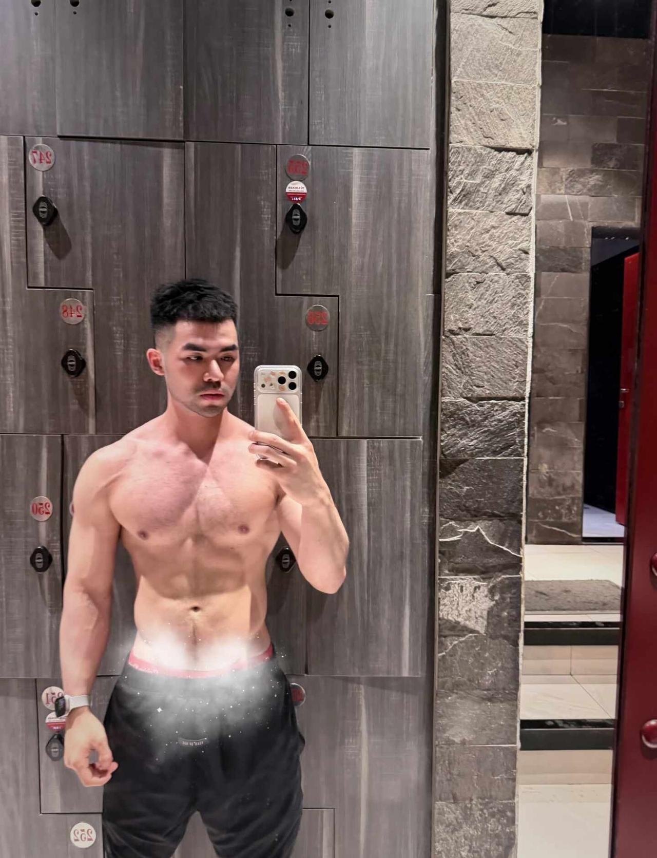 2️⃣4️⃣
见人不如健身 每天都有值得记录的瞬间 cute 周末去哪儿 快乐瞬
