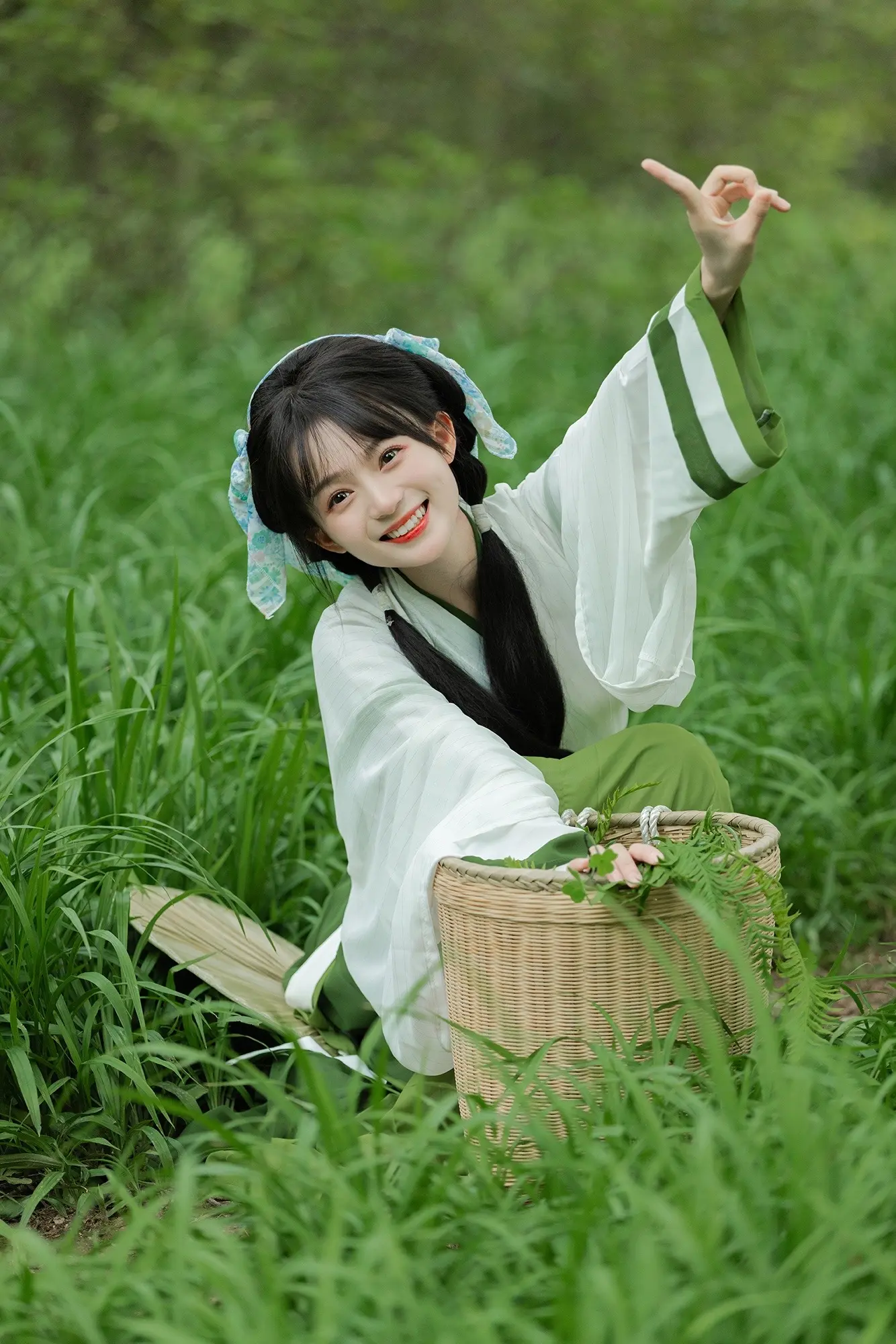 小少爷 踏青去也