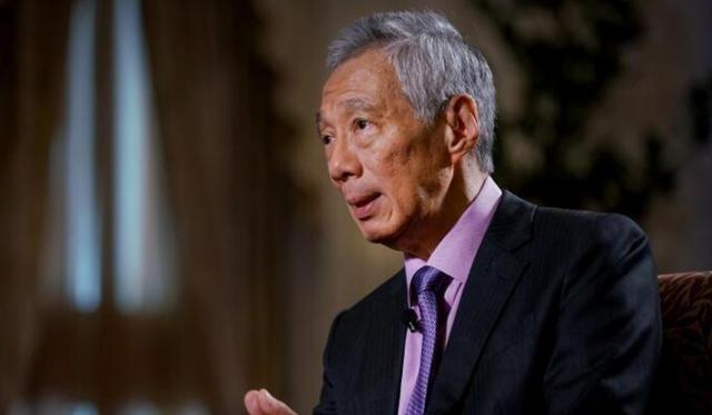 李显龙在新加坡当了20年总理，曾直接放话：中国老了，印度经济未来可能超车。这话不