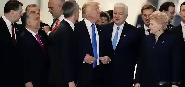 当特朗普想打委内瑞拉，盟友们不再随声附和的时候，就说明美国在俄乌局势上已经丢失了