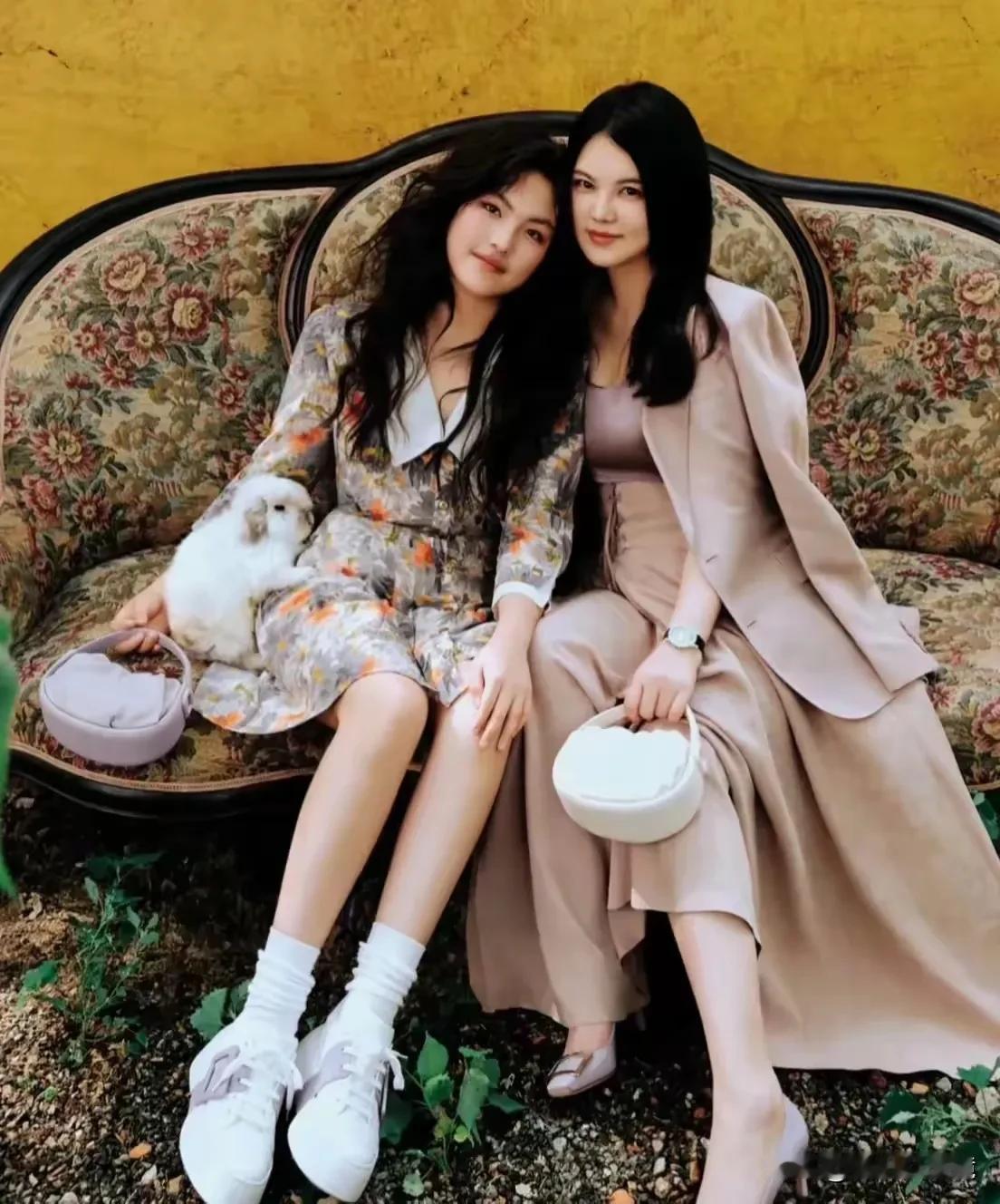 王诗龄尚未成年，李湘就开始拼命为她造势曝光了。
看这架势，估计将来可能会进军娱乐