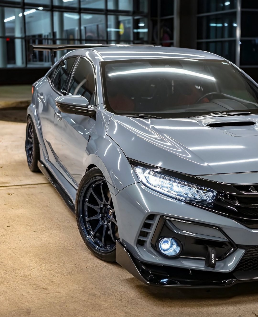 本田思域TypeR FK8 VTEC