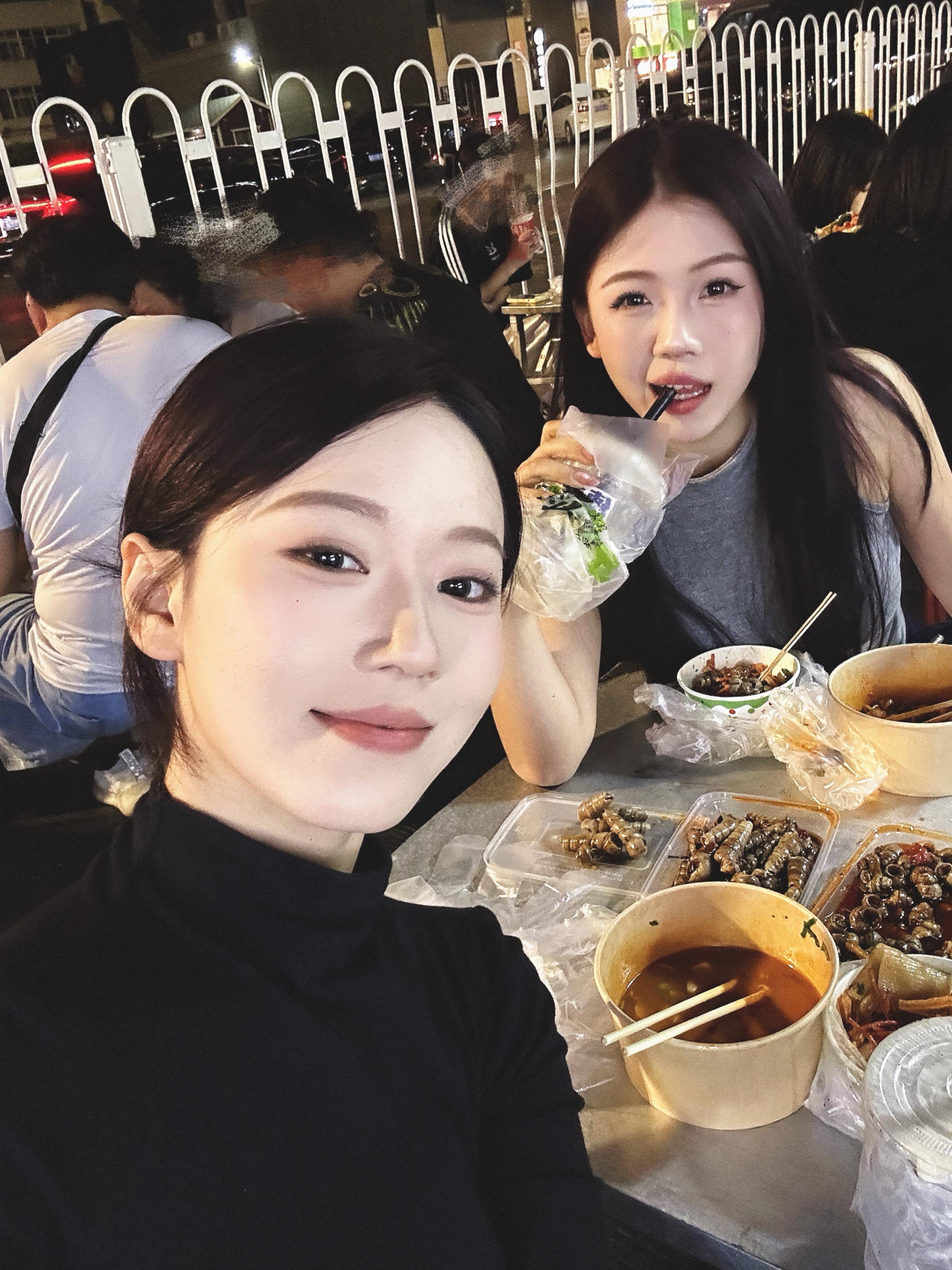 穷极一生 只是为了找到一双愿意为我流泪的眼睛和永不放开的手