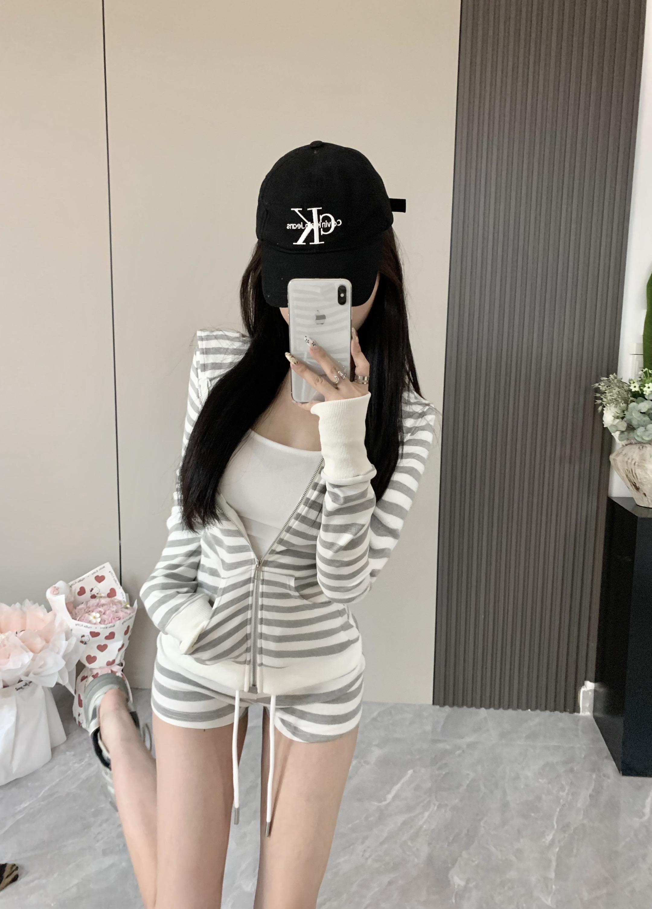 穿点休闲的🏸🎾。