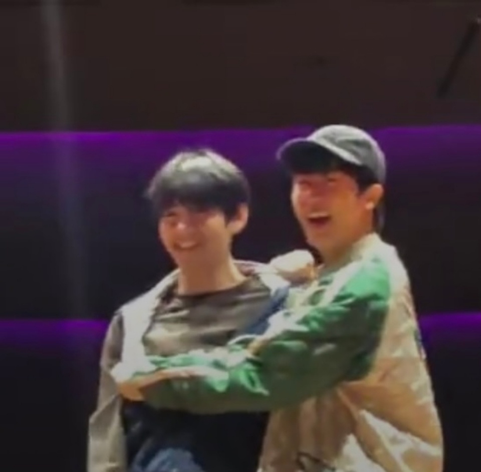 家产就这个美貌和亲密奔向甜美前程 