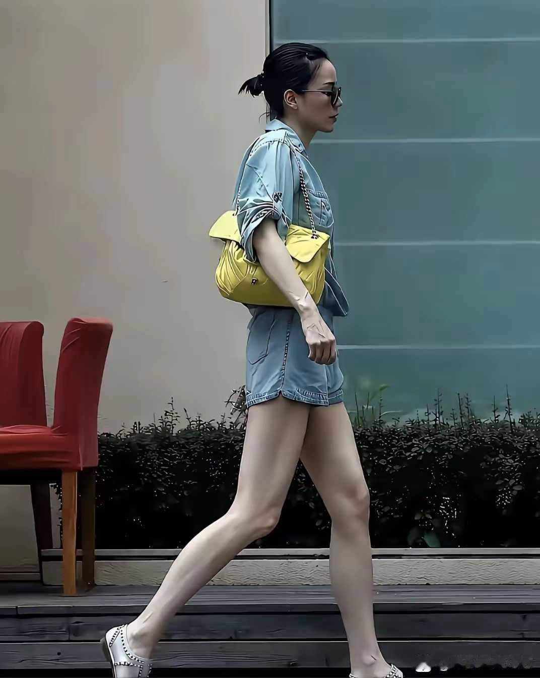 王菲身材太好了，一双大长腿谁看了不羡慕这好身材根本不是天生的，全靠数十年死磕自律