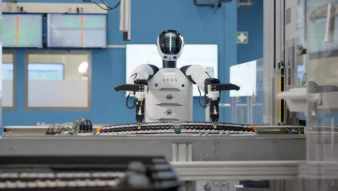 宝马宣布启动机器人项目 3月30日，据《每日经济新闻》报道，从宝马集团官方获悉，