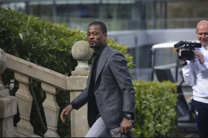 尤文、曼联边后卫名宿埃弗拉近期接受了媒体专访，他回顾了在尤文效力时期的经历。“说