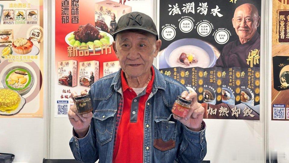 現年78歲的李家鼎（鼎爺）因於《香港八一》至《香港八六》中飾演「李威」而為人熟悉