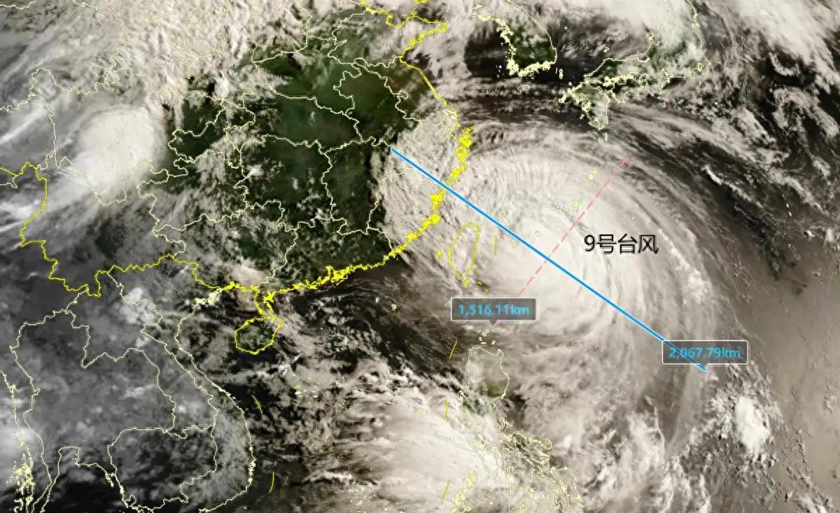 台风巴威横扫冲绳 14 级狂风，2.2 万户停电 140 架航班取消，7 人受伤