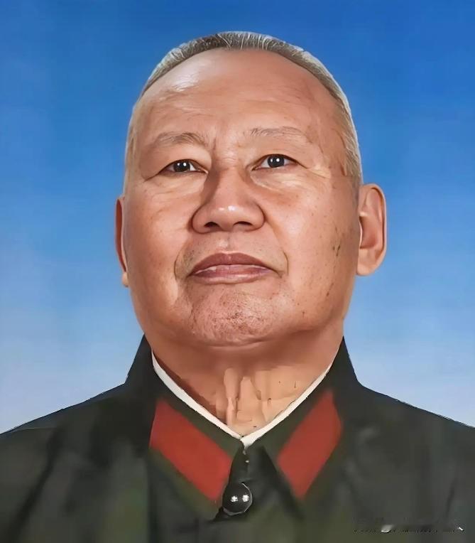 1978年，原空军副司令张积慧被解除职务，被关押两年，1980年转业到地方，连降