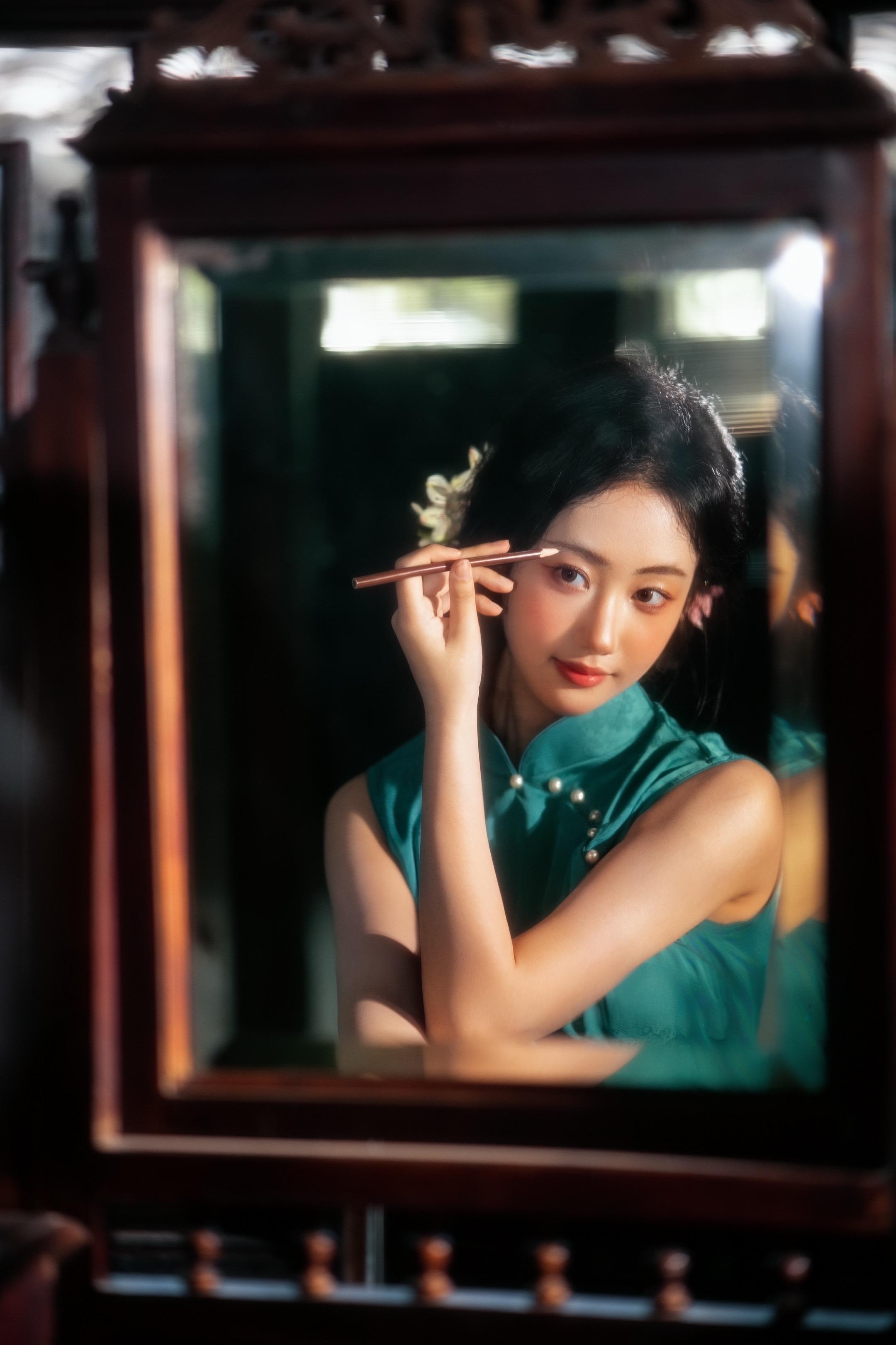 窗外。