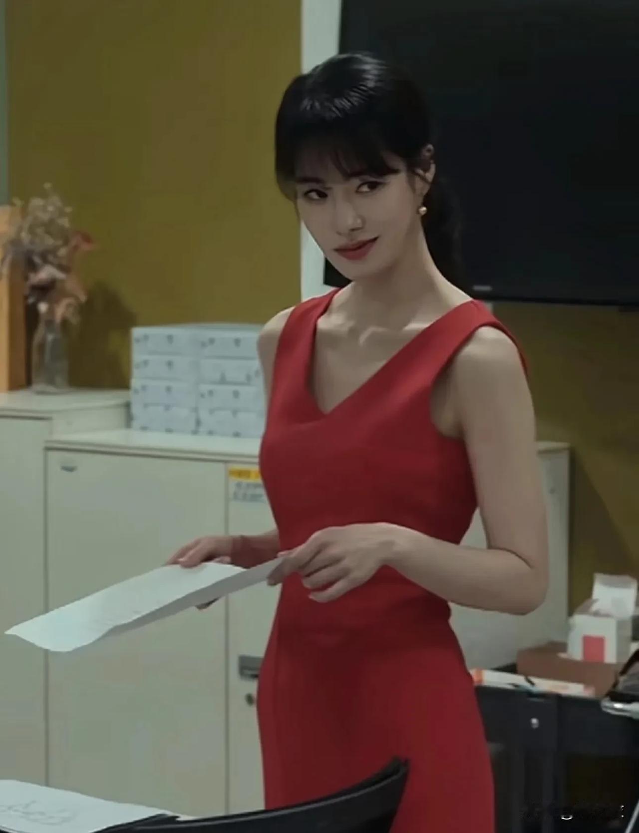 我喜欢的是林智妍，不是朴妍珍，所以很多人喜欢的也并不是朴妍珍，而是演员本身。
