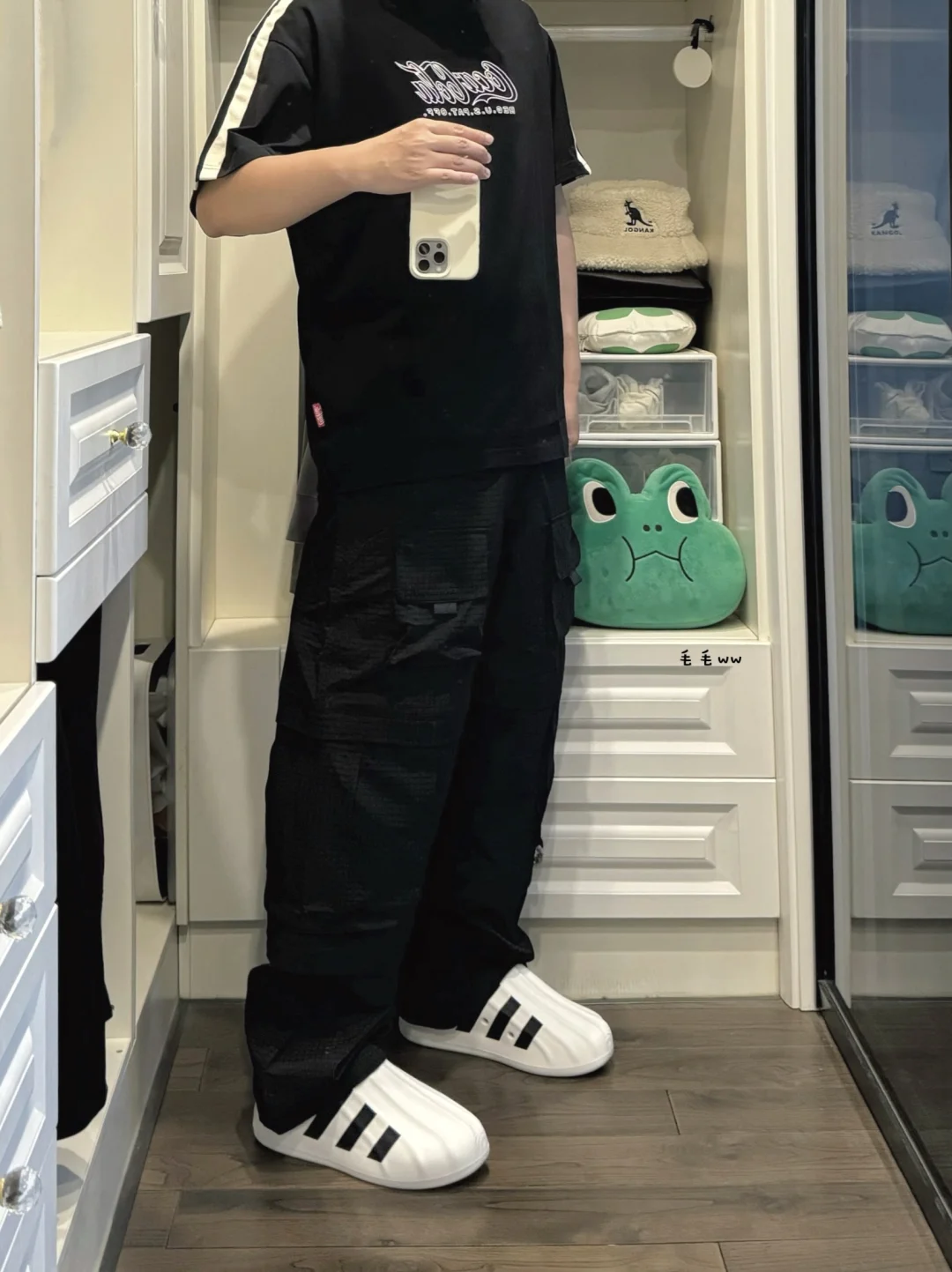 夏季洞洞鞋｜工装裤穿搭