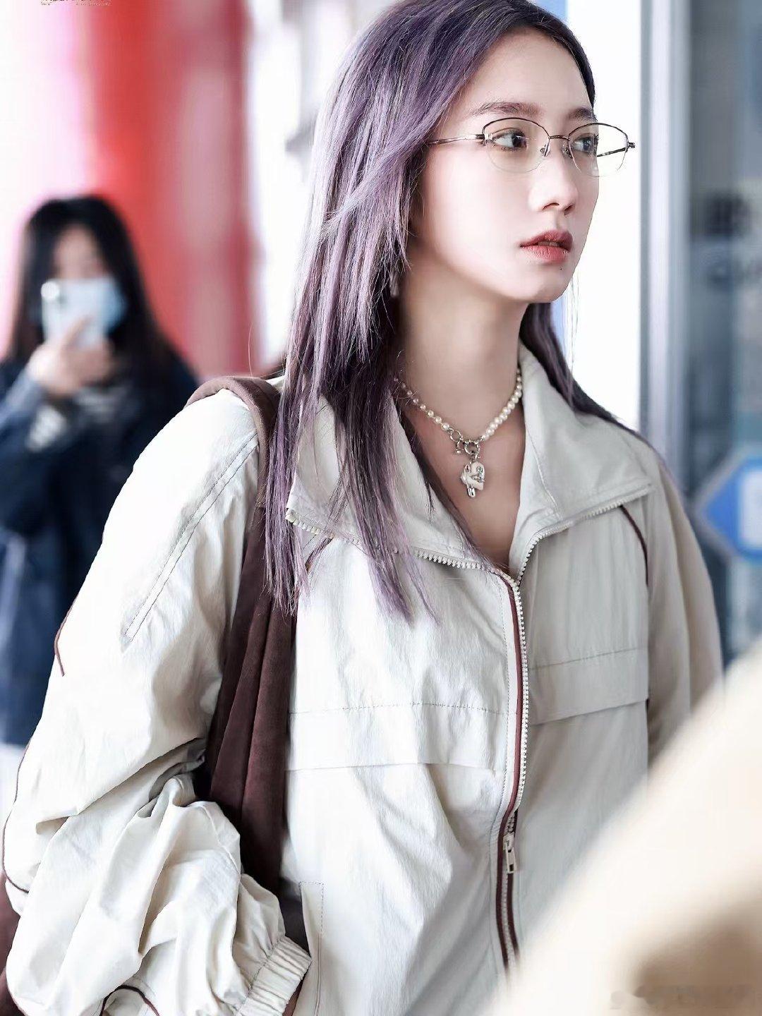 孟美岐说现在比出道时松弛了孟美岐解约乐华的第一个活动解约首秀气场全开！温婉小公主