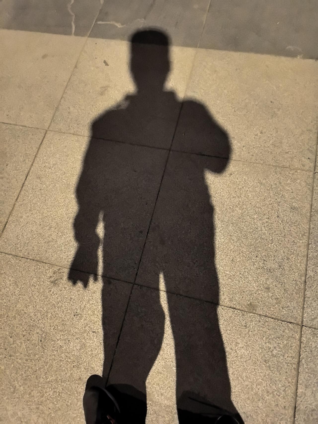 你过了五十岁，还敢参加慢跑运动吗？
我年轻的时候并不喜欢运动，特别是跑步，大约是