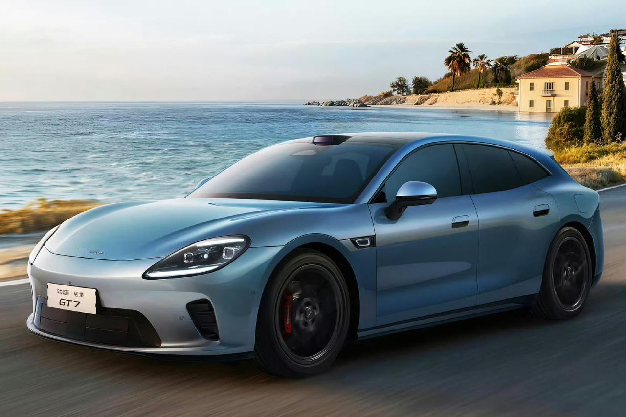 不管你信不信，2026年预计会有几件大事要发生。 
1、退休金很少再出现有人拿一