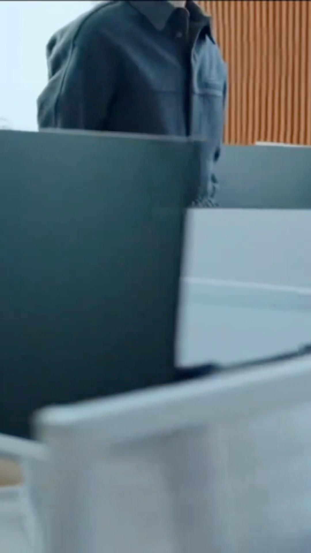 章昊韩束预热 好权威的身材 我直接嘶哈嘶哈