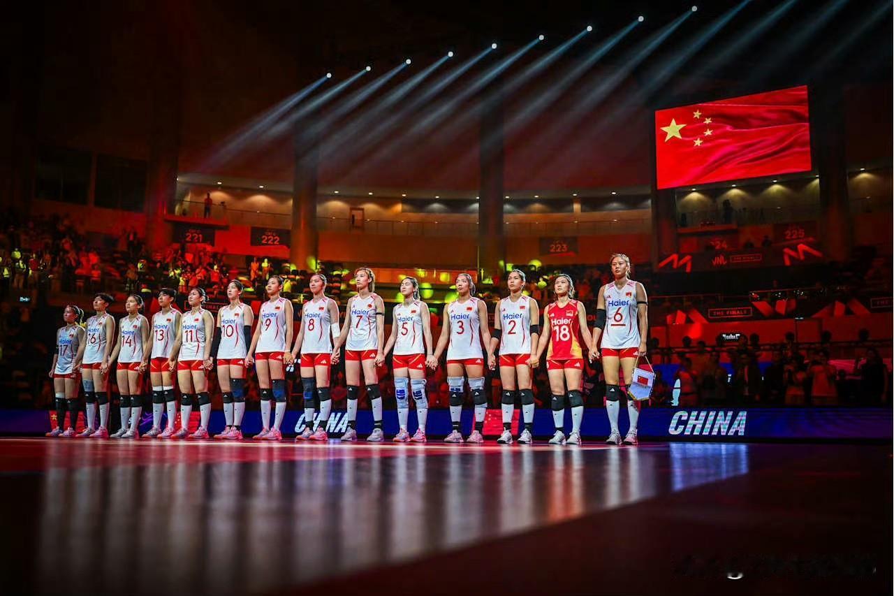 2026世界女排联赛澳门总决赛1/4 决赛，中国女排历经五局鏖战，大比分3-2(