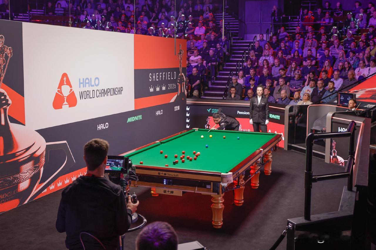 如果丁主任一直保持这个状态，估计赵心童来了都不行，昨晚丁俊晖这太给力了，仿佛看见