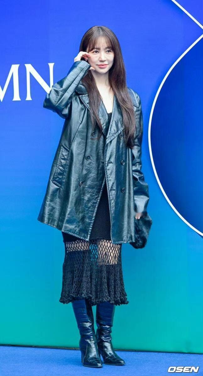 还有人记得尹恩惠吗？天呢..怎么老成这样了 