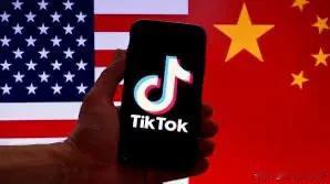 特朗普拯救TikTok
特朗普居然出面要拯救TikTok，而最早提出强买Tik 