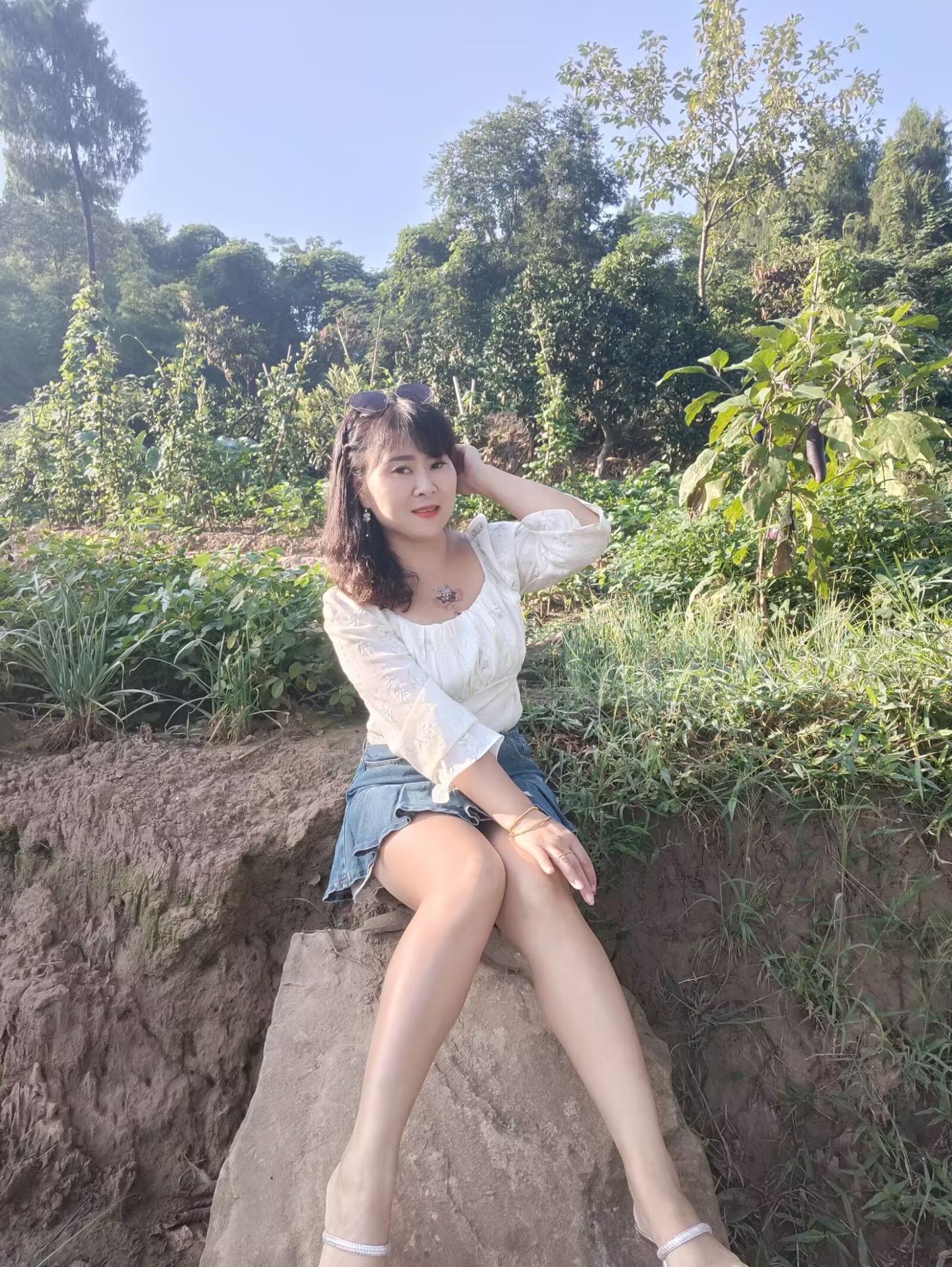 到了一定的年纪你就会明白，钱比爱重要，没有爱情不会死，不诚实的爱情，是...
