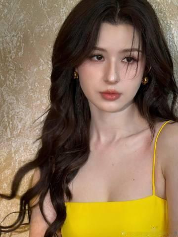 哈妮克孜出演剑来 剧中实力派的碰撞，让人对哈妮克孜的表现充满期待。相信在众多前辈