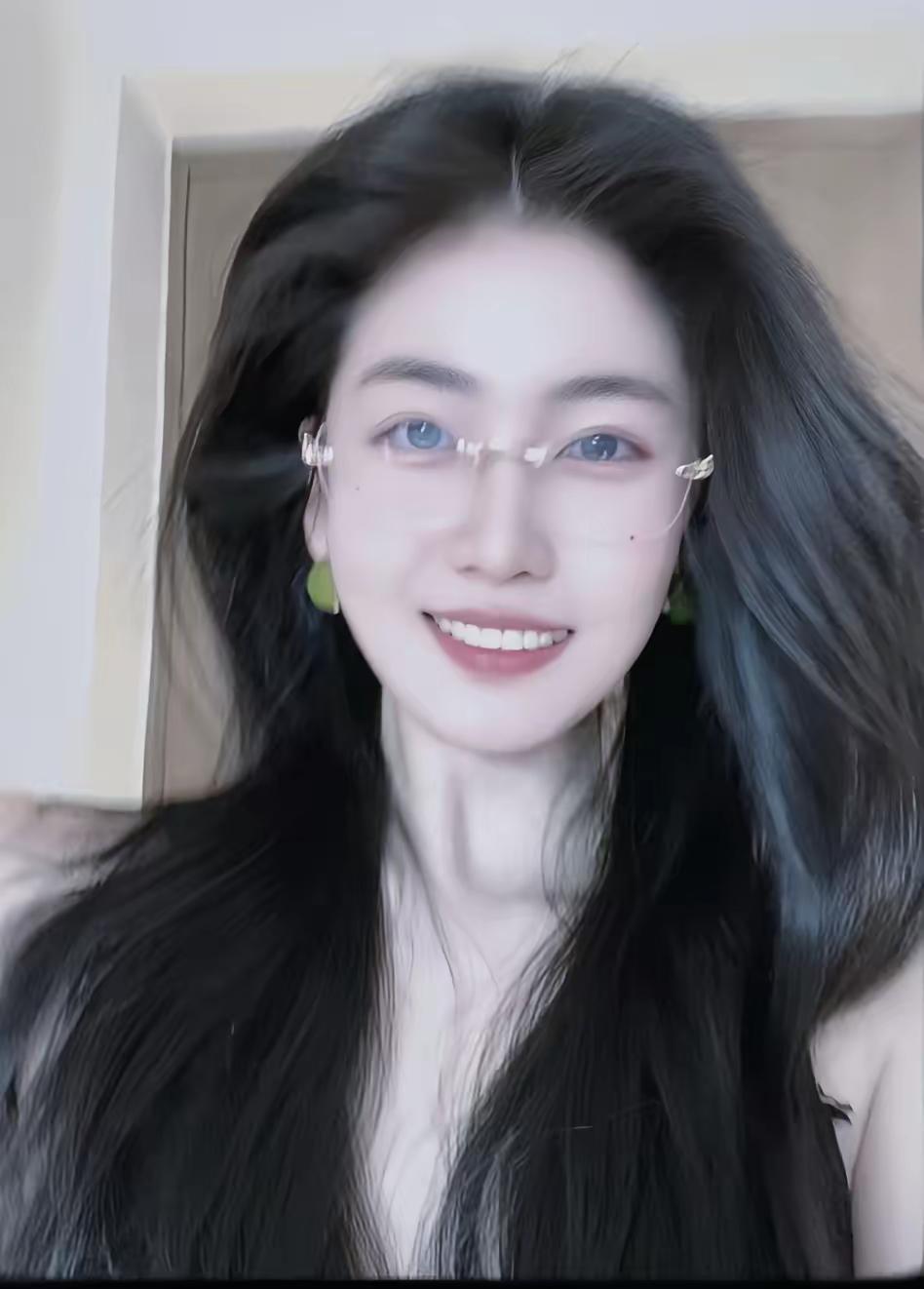 嗨嗨嗨呀～hi 🍏。打卡一个新look