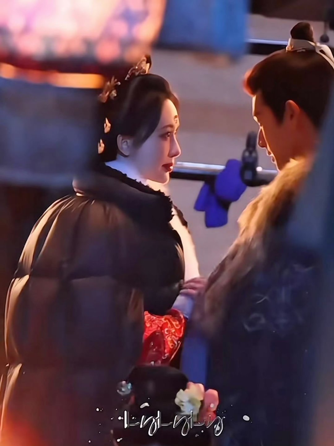 李昀锐一直在搓孟子义的暖手宝 