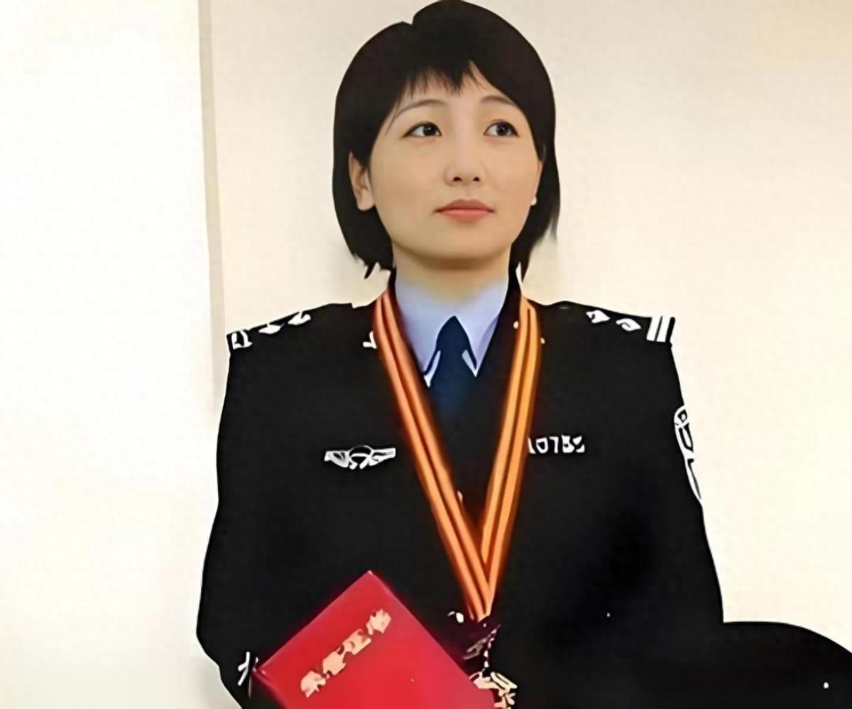 亲手制造惊天冤案：两条人命十年冤狱!她手握真凶DNA铁证，却把真相封存了八年!最