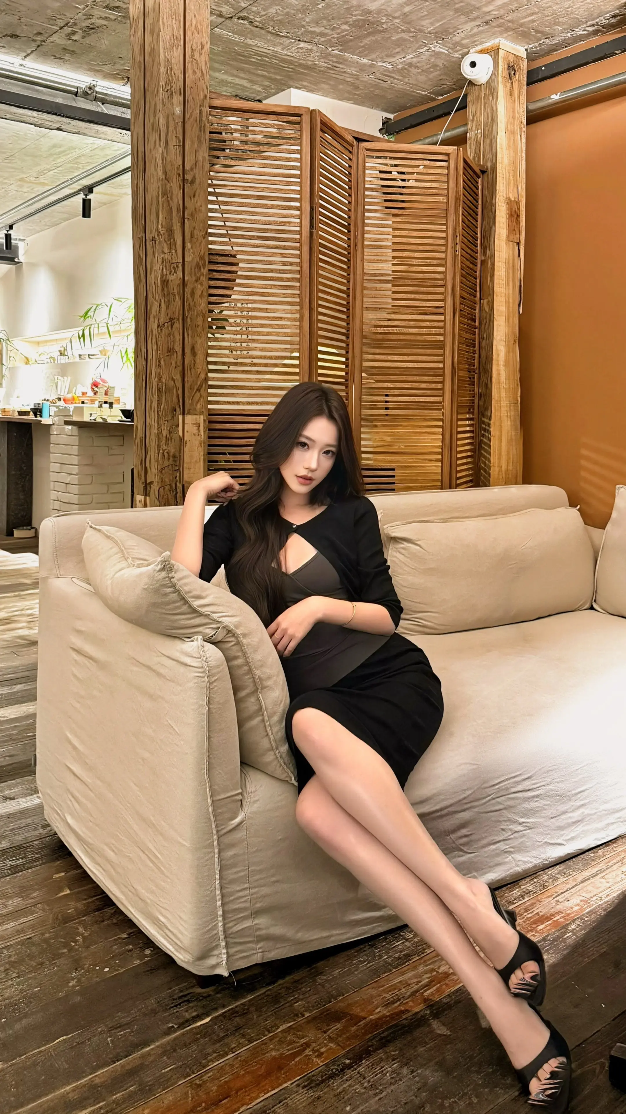 老偷看我干嘛真过得好了你又不高兴