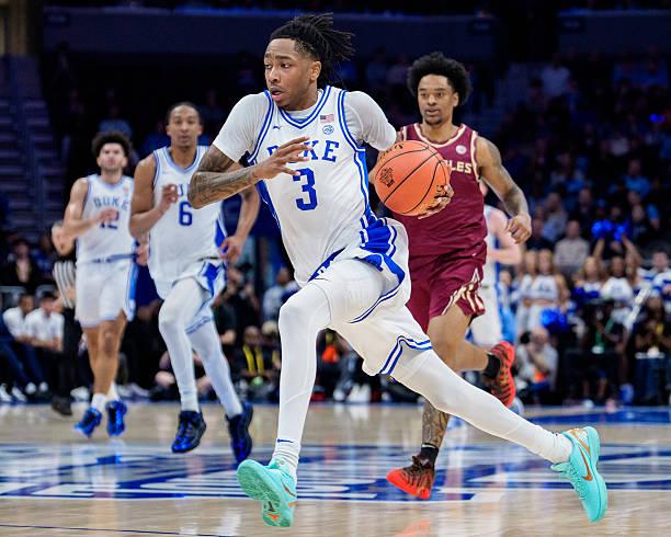 全美头号种子杜克大学坐镇主场以80比79险胜了佛罗里达州立大学。本场比赛中，杜克