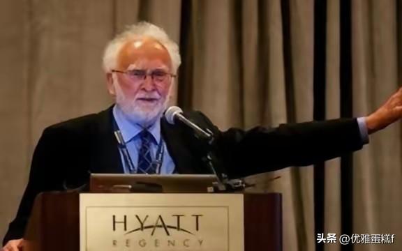 美国专家严厉发问：“究竟用什么方法才能击败中国？”哈佛大学教授查普曼，再次语出惊