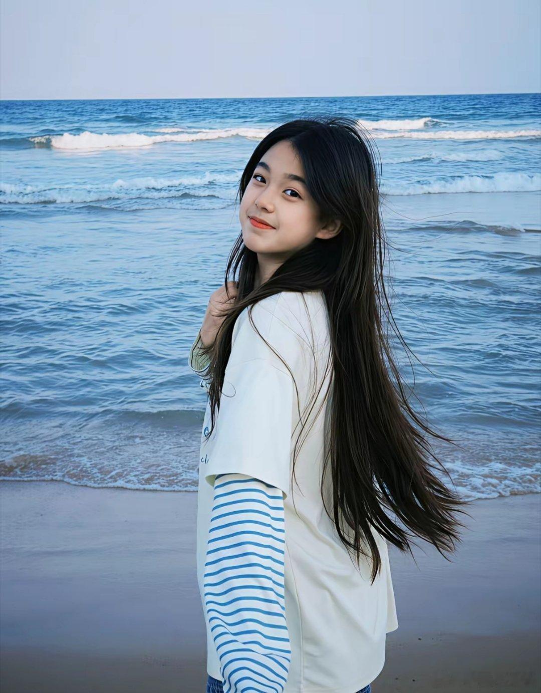感觉刘畊宏的女儿小泡芙也很有明星脸长得好漂亮啊，从小美到大难怪爸爸去哪儿的时候陈