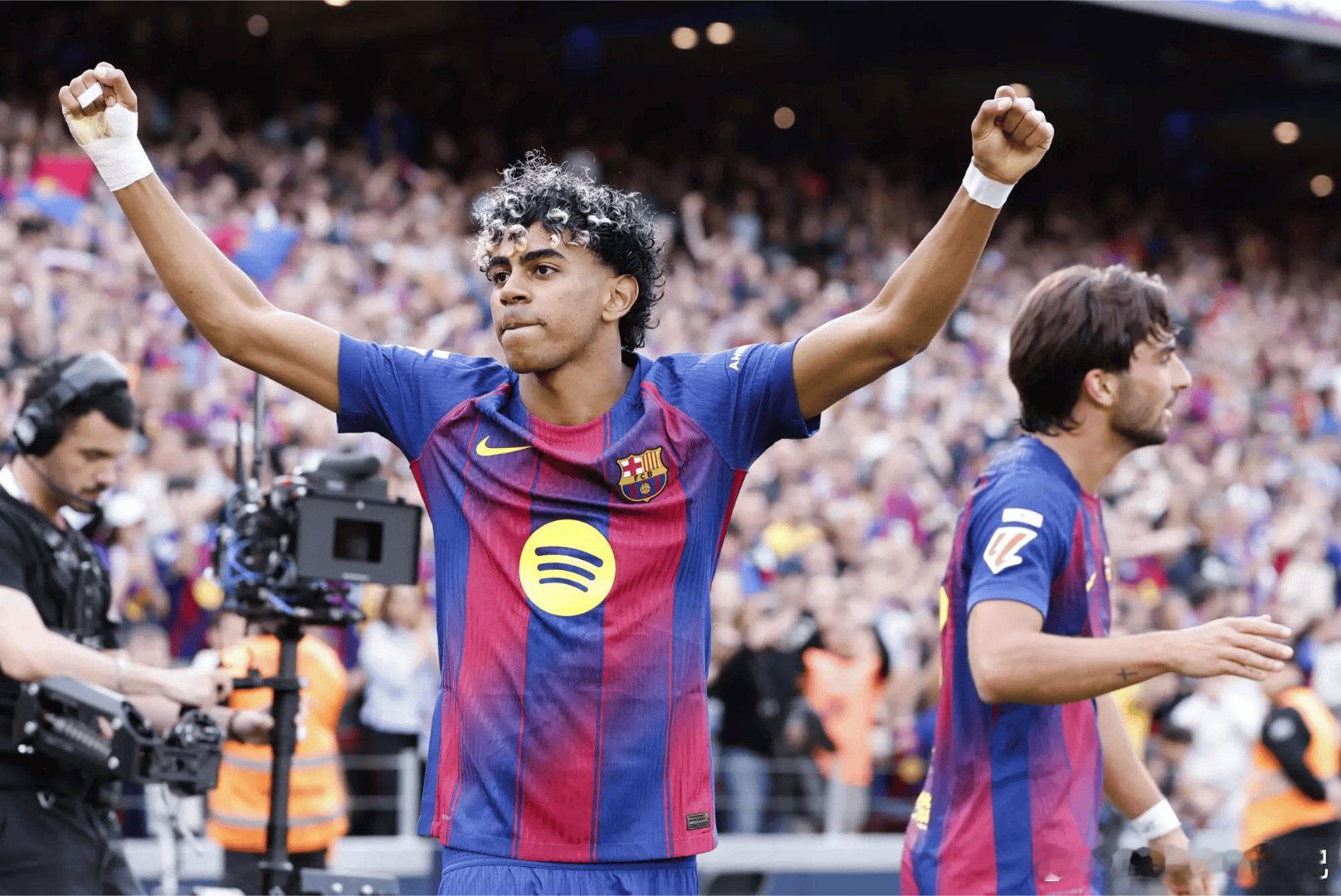 格局定了！巴萨彻底锁死亚马尔核心地位⚽巴萨明确确立亚马尔 队内基石身份，未来建队