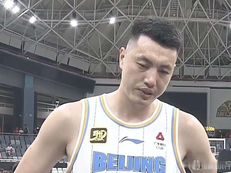 老将翟晓川单节12分--潜力十足…北京北汽队史首场潜力赛2分惜败江苏，北汽潜力赛